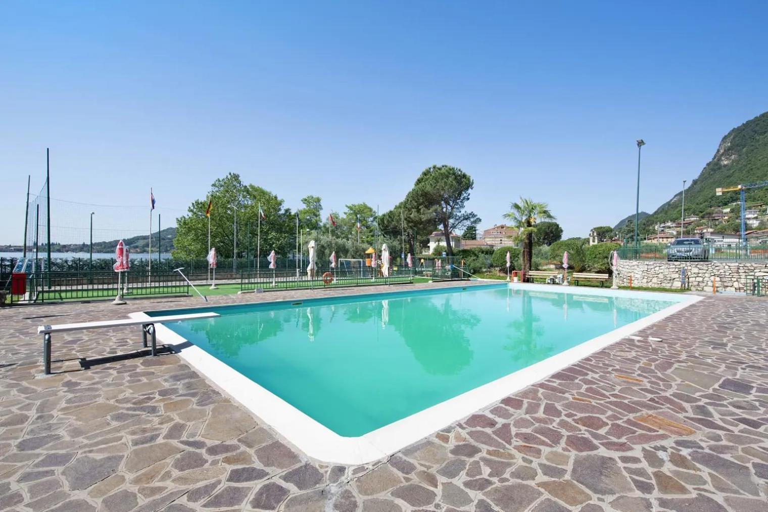 Camping Eurovil Predore Extérieur photo