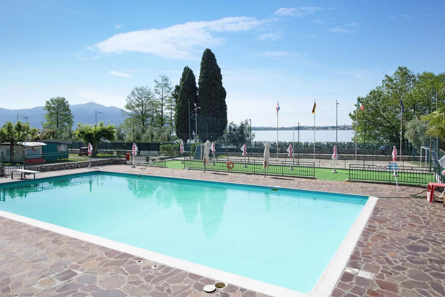 Camping Eurovil Predore Extérieur photo